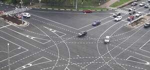 Об’їжджай: у Львові перекрили перехрестя