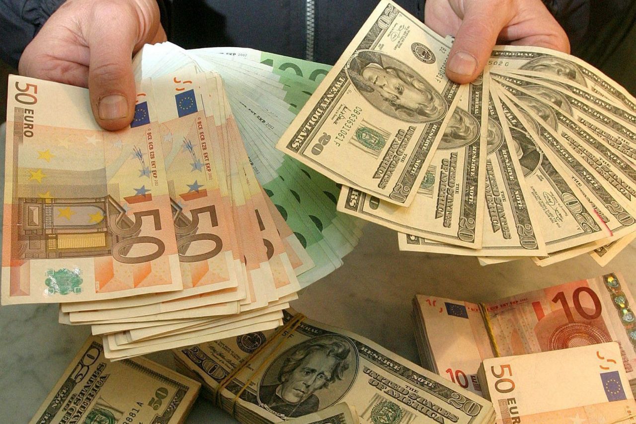 Новость - События - Валютная неразбериха: что будет с курсом евро и доллара в харьковских обменках