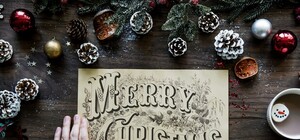 Приходь і співай: в аеропорту 