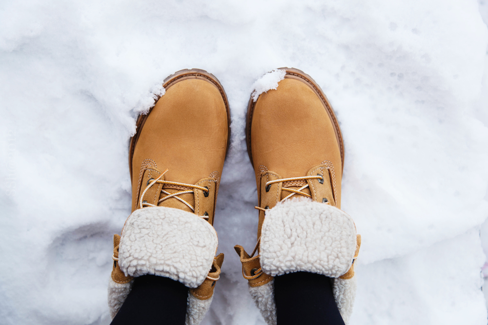 Как сделать обувь нескользкой зимой. Фото: Pinterest