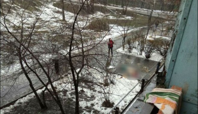 Новость - События - На глазах у женщины: в Харькове пенсионер покончил с собой