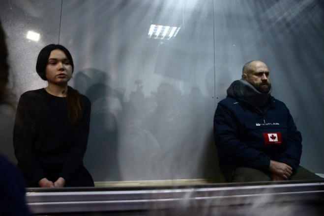 Алена Зайцева и Геннадий Дронов в зале суда. Фото: mediaport.ua