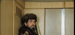 Получи ответ: куда звонить если застрял в лифте