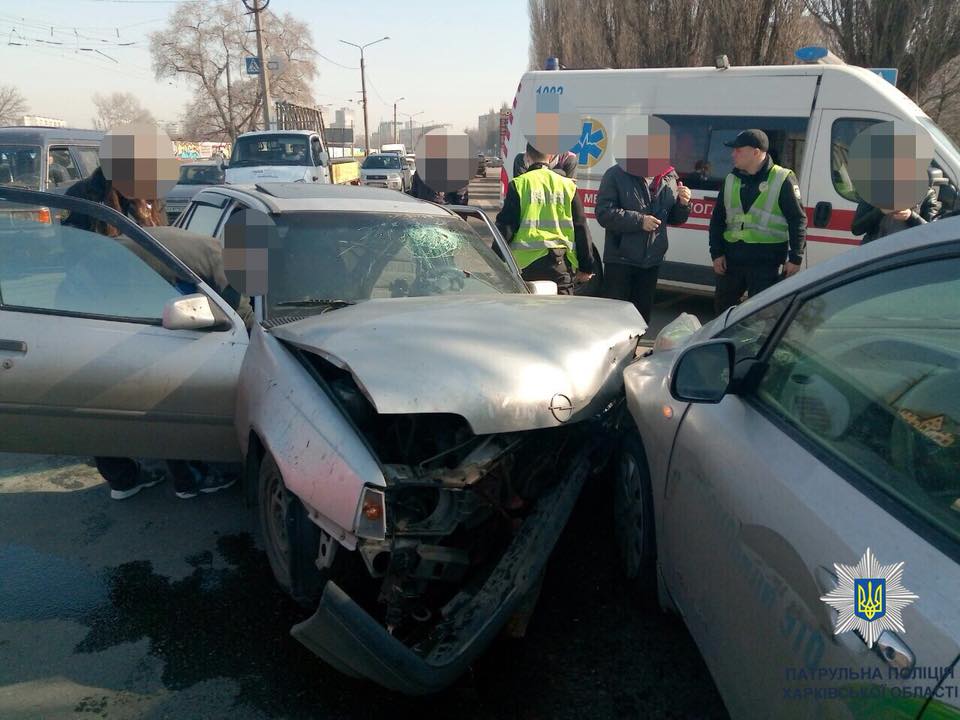 ДТП в Харькове 5 апреля. Фото: патрульная полиция Харьковской области