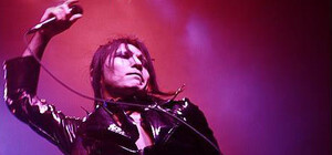 Японские готы покорили своих  донецких поклонниц, хотя сами остались не в восторге