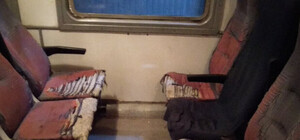 Как в фильме ужасов: харьковчане выложили в сеть шокирующие фото пригородной электрички