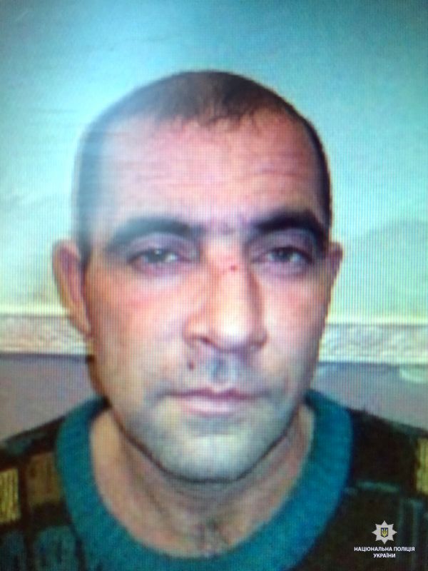 В Харьковской области ищут мужчину, который воровал и грабил. Фото: патрульная полиция