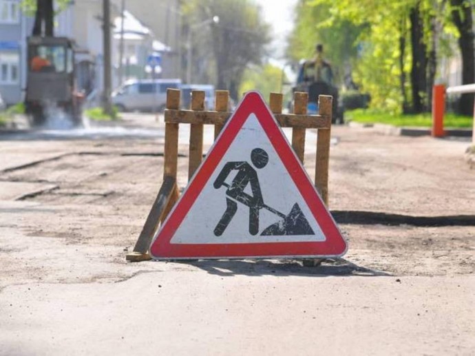 В Харькове ремонт дороги на Бурсацком спуске продлен на неделю