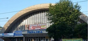 Розблокує вулиці: під львівським Палацом спорту з'явиться паркінг