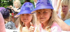 В Одессе прошел фестиваль близнецов: на праздник пригласили пятерняшек