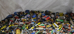 Не в мусорник:10 мест в Одессе, куда можно сдать использованные батарейки