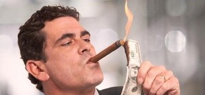 Порівняй зі своєю: хто у Львові отримує найбільшу зарплату