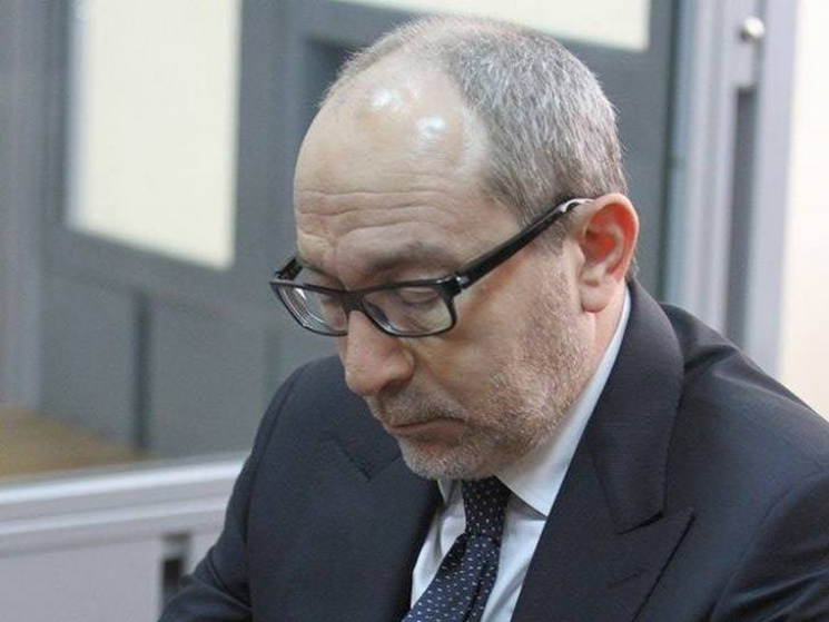 Завтра судья вынесет вердикт по делу Геннадия Кернеса. Фото: poltava.depo.ua