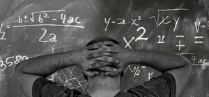 Принудительно отправили с детьми в лагеря: учителя Армянска хотят вернуться к семьям