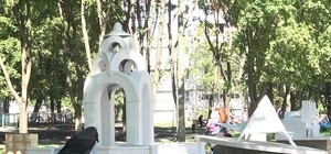 Фотофакт: на Рогани появились мини-копии харьковских достопримечательностей