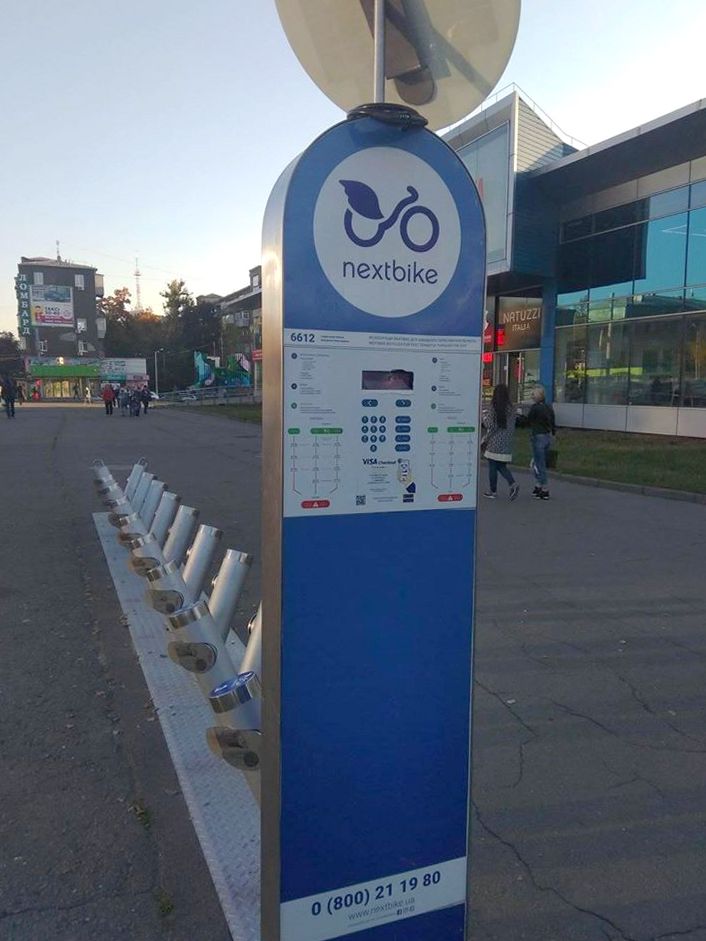 В Харькове — первый случай вандализма на станции велопроката "Некстбайк". Фото: Мария Солодовник