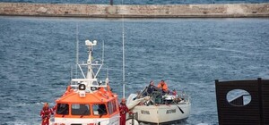 Возле Одессы спасли экипаж тонувшей яхты: на борту было 9 человек