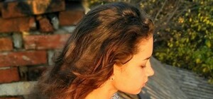 Презерватив, палатка, монеты: жители Покотиловки рассказали о находках в зарослях, где убили Алису