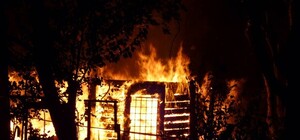 Съездил на дачу: под Запорожьем во время пожара погиб мужчина