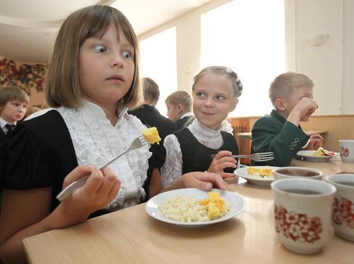 В Харькове ребенку запретили брать с собой еду в школу. Фото: xfeed.site