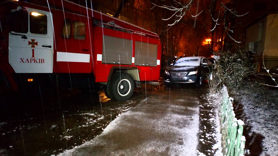 В Харькове взорвали автомобиль с полицейским 6 декабря 2017 года. Фото: Медиапорт