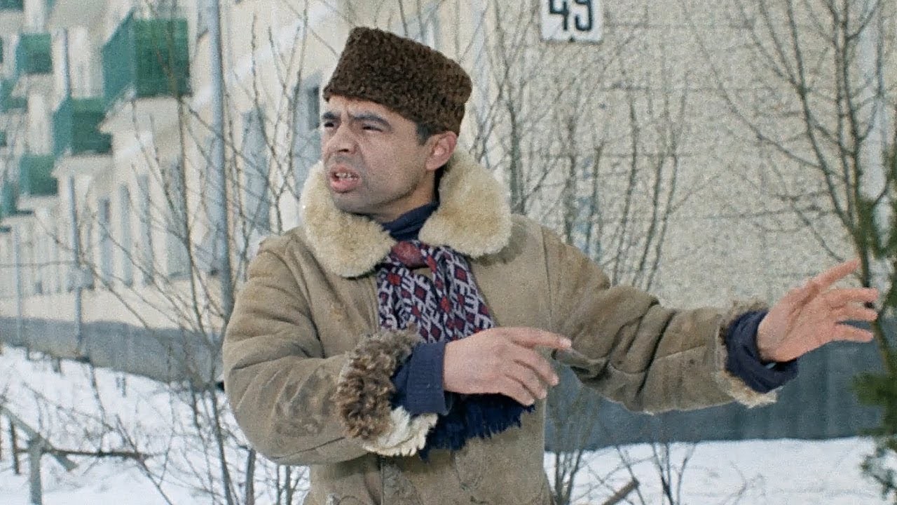 Харьковчан предупреждают об опасности сосулек и сходящего с крыш снега. Фото: yaplakal.com