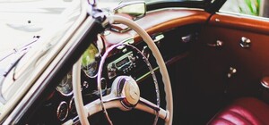 Хотів зекономити: львів'янин заплатив аферисту 77 тисяч за розмитнення 