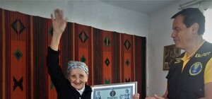 Сіла на шпагат: 93-річна львів'янка потрапила до Книги рекордів України