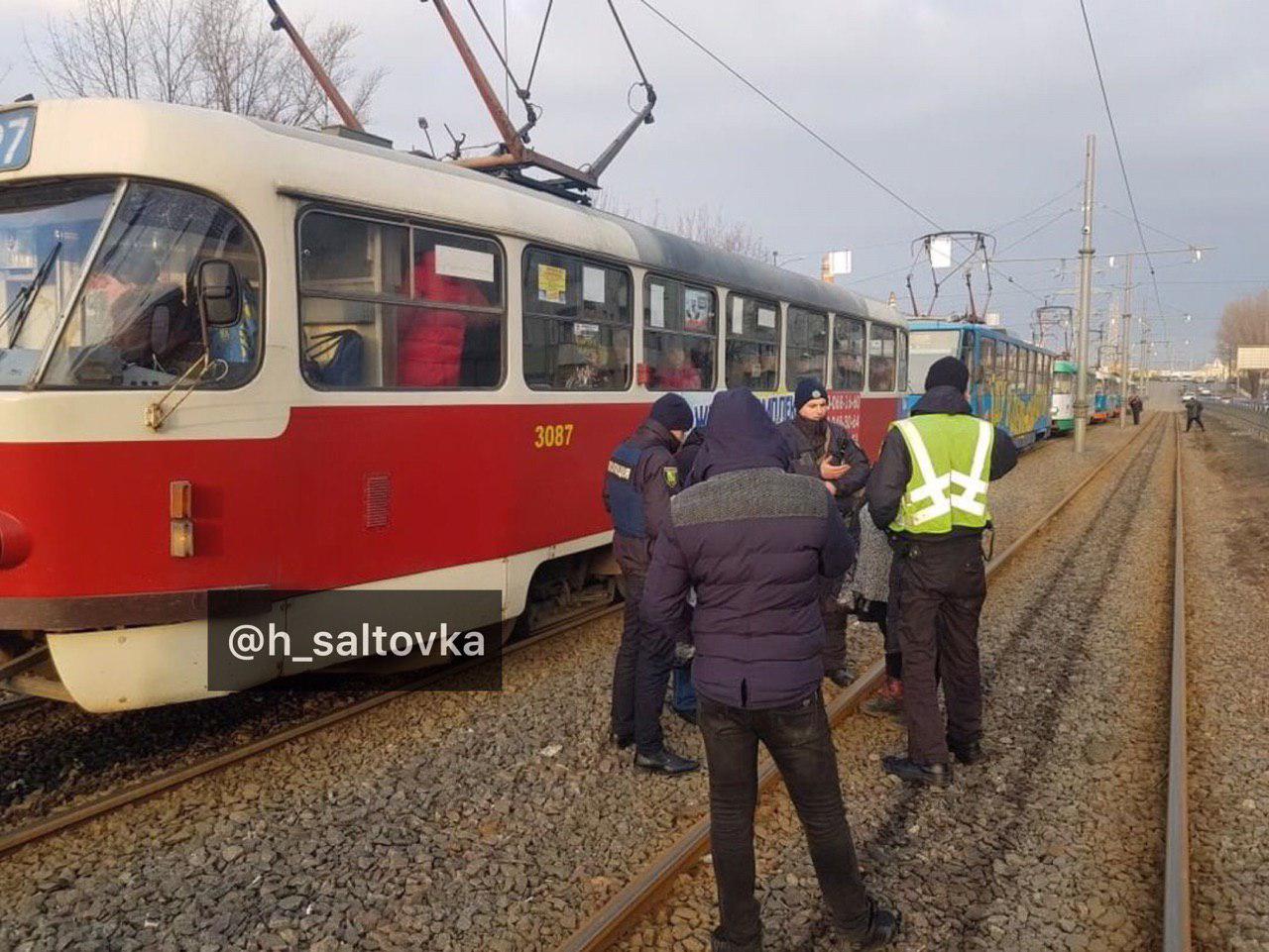 В Харькове из-за скандала с тарифами на проезд стоят трамваи. Фото: ХС | Харьков
