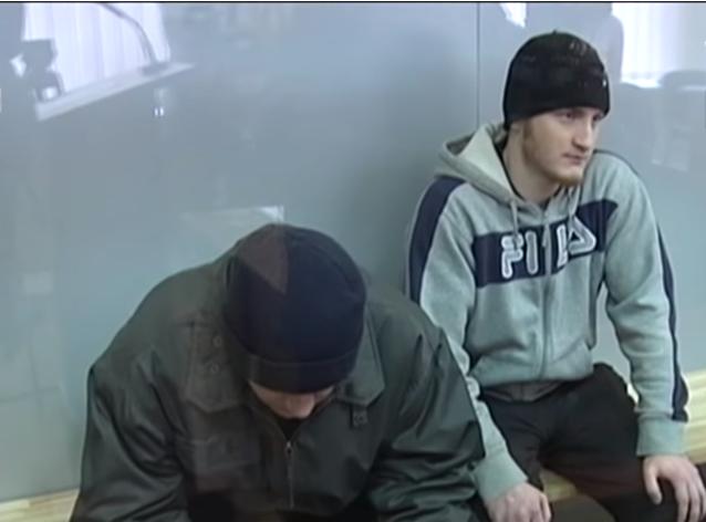 Один из салтовских каннибалов отрицает вину в суде. Фото: скриншот видео