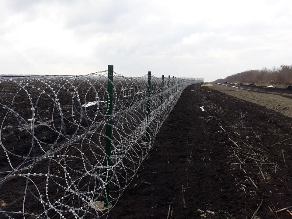 Как под Харьковом обустраивают границу с Россией