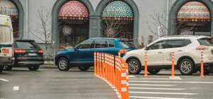 Затори, прощавайте: на двох львівських вулицях встановлять гумові стовпці