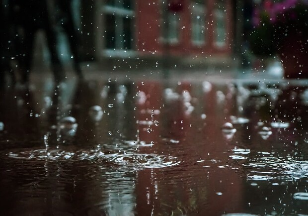 Под Харьковом мужчину убило током во время дождя. Фото: pexels.com