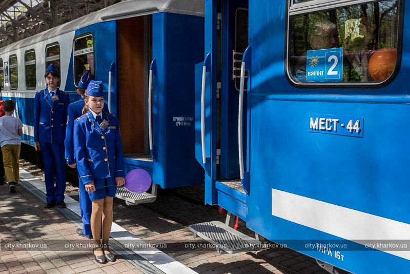 Детская железная дорога в Харькове откроет новый сезон. Фото: city.kharkov.ua