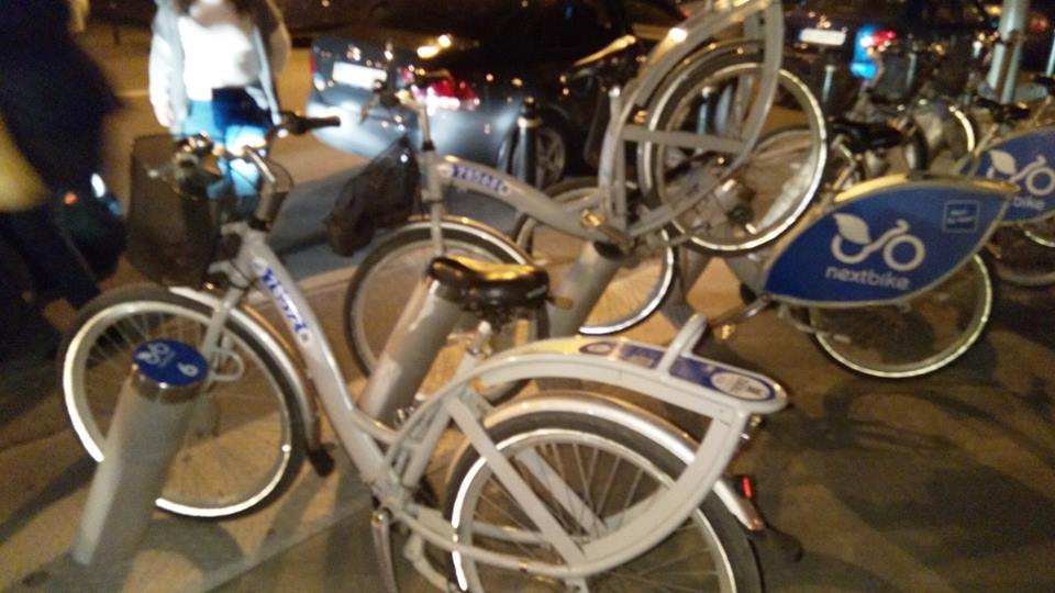В Харькове неизвестные поломали велосипед Некстбайк. Фото: Facebook Nextbike.Kharkiv
