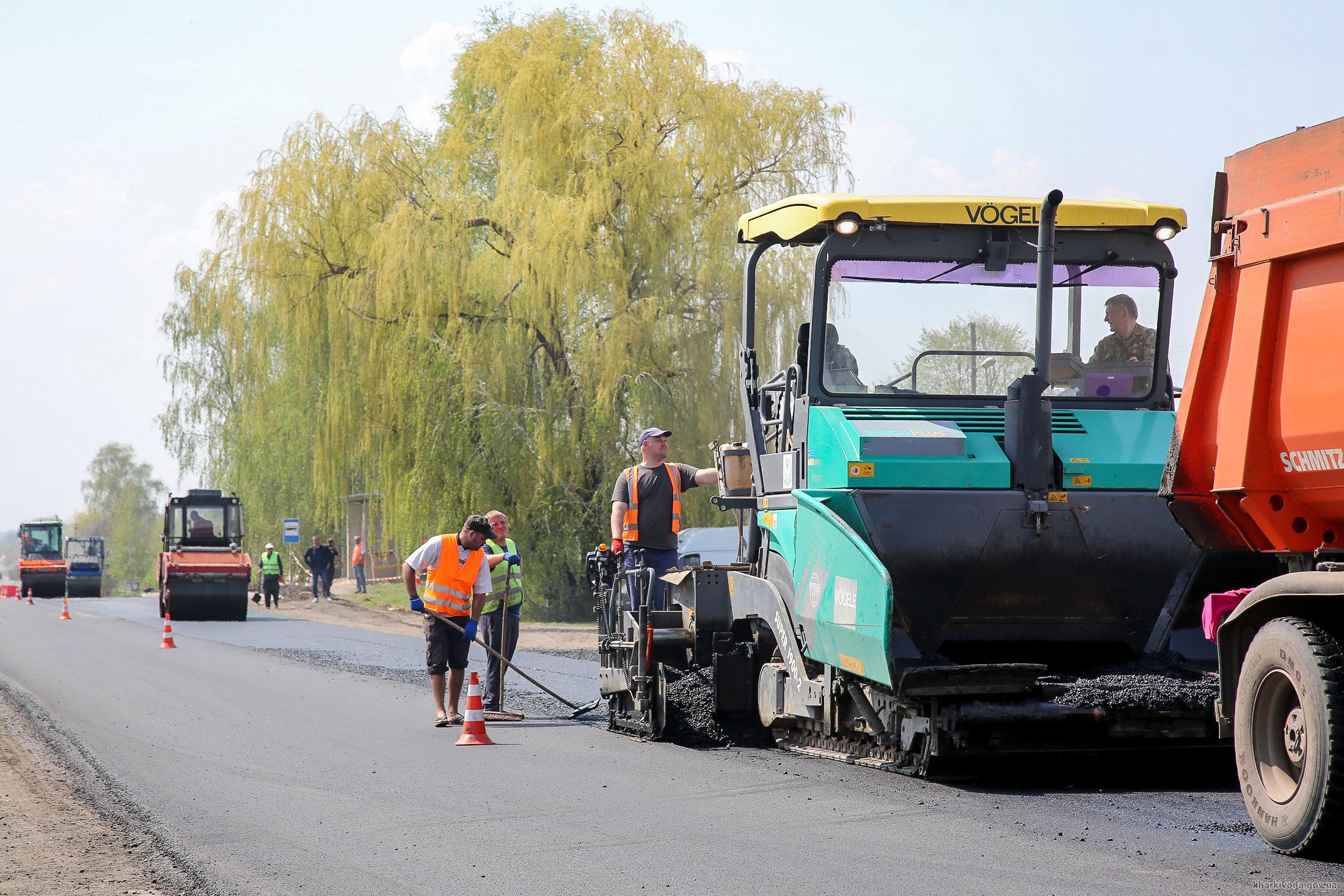 Где под Харьковом ремонтируют дороги. Фото: ХОГА