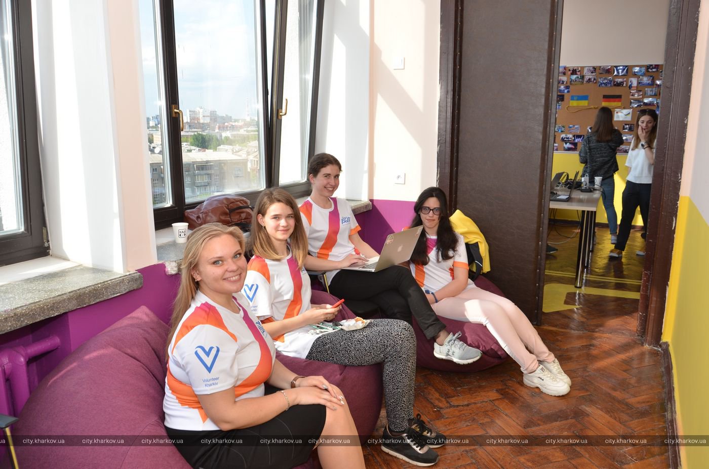 В Харькове открылся Городской центр поддержки молодежных инициатив. Фото: горсовет