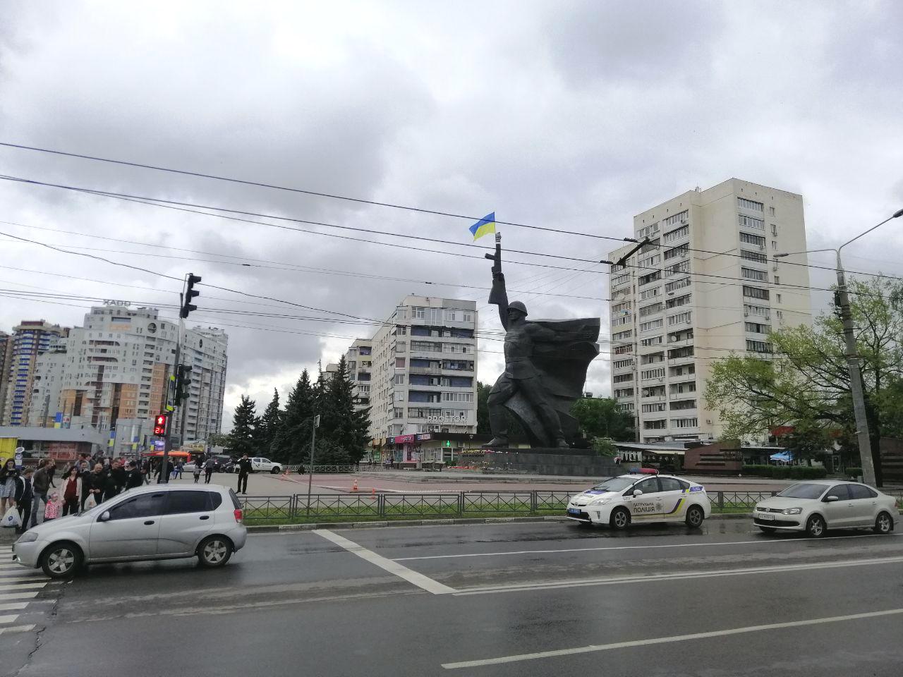 9 мая 2019 в Харькове оцепили памятник на 23 августа: что случилось (фото)