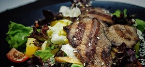 Узнай: почему выгодно заказывать доставку еды на дом или в офис