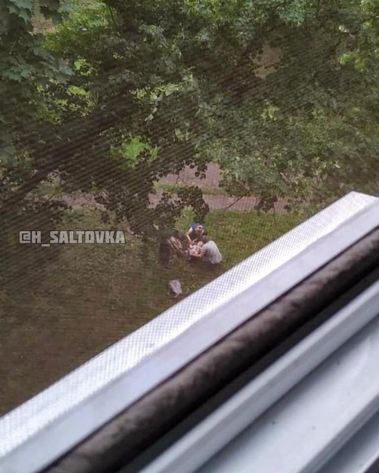 В Харькове малыш выпал из окна. Фото: ХС