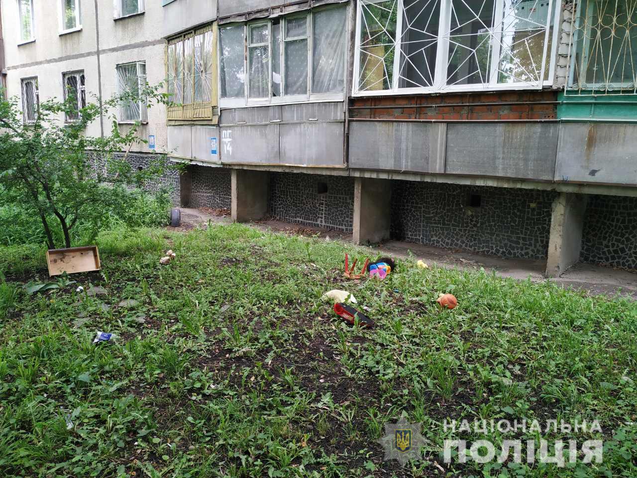 В Харькове 2-летний мальчик упал с балкона на 6 этаже. Фото: ГУ НП в Харьковской области