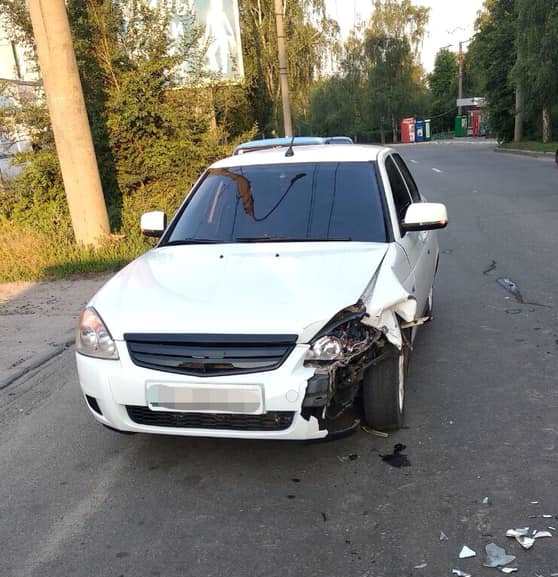 В Харькове пьяный водитель устроил ДТП и сбежал. Фото: патрульная полиция