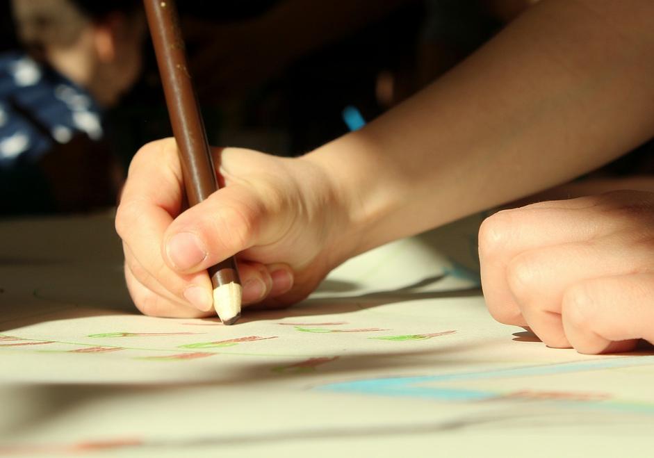 Новость - События - Фонд Игоря Янковского запускает конкурс детского рисунка "Нарисуй, пока не исчезло"