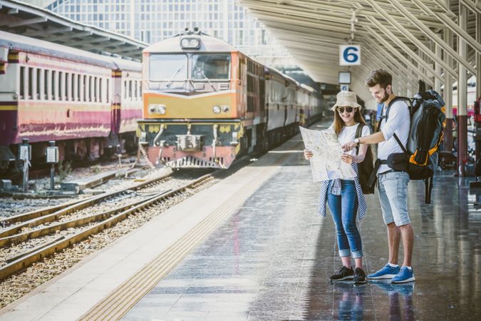 Какими поездами можно уехать из Харькова к морю в 2019 году. Фото: iconscout.com