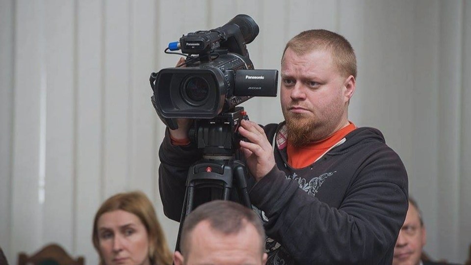 В деле об избиении журналиста Вадима Макарюка на "Барабашово" появилась потерпевшая