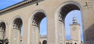 Получи ответ: когда завершится реставрация вокзала в Симферополе