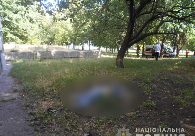 В Харькове пенсионер совершил суицид. Фото: ГУ НП в Харьковской области