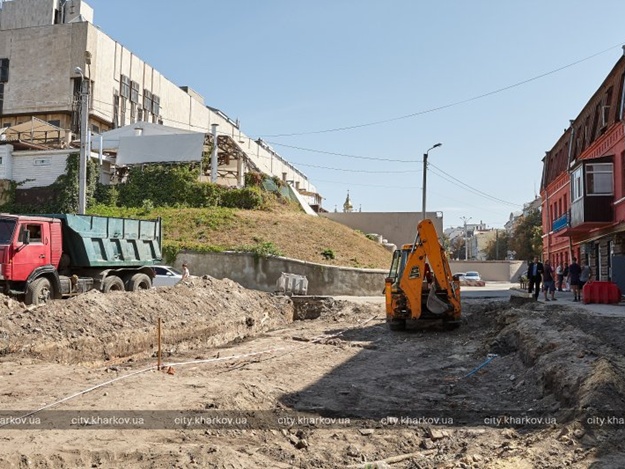 В Харькове заканчивают строительство новой дороги. Фото: горсовет