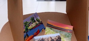 В одном из киевских аэропортов можно бесплатно отправить открытку заграничному другу