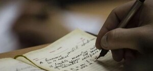 Не хочет усложнять: 12-летняя киевлянка подала в суд иск на Кабмин из-за нового украинского правописания